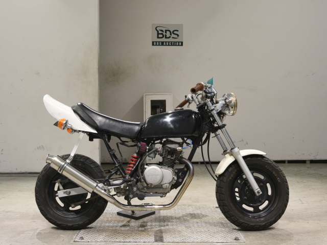 Honda APE50 2002