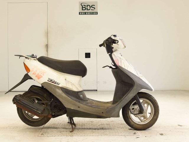 Honda DIO 2000