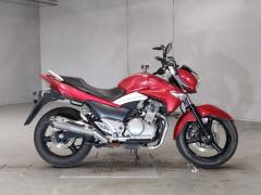 Suzuki GSR250