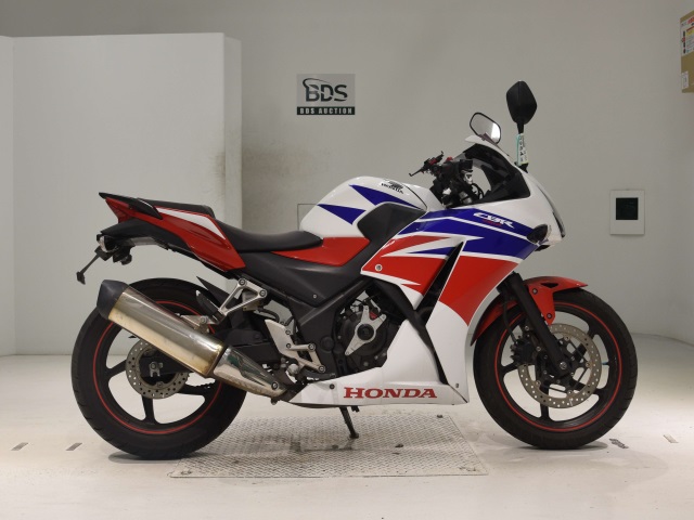 Honda CBR250R 2015