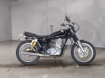 Yamaha SR400 2005