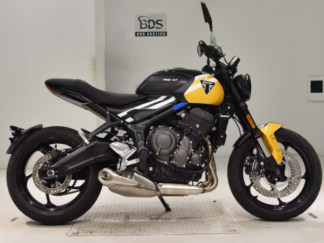 Triumph TRIDENT660 2025