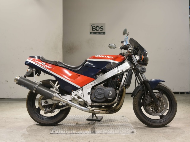 Suzuki GSX-R400 1987