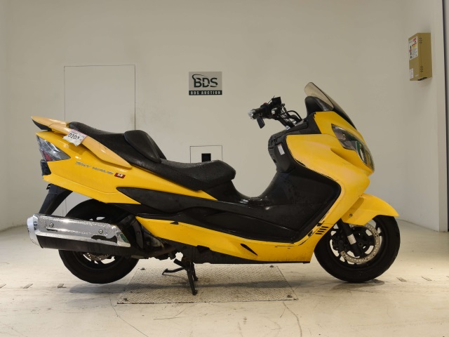 Suzuki SKYWAVE 250M