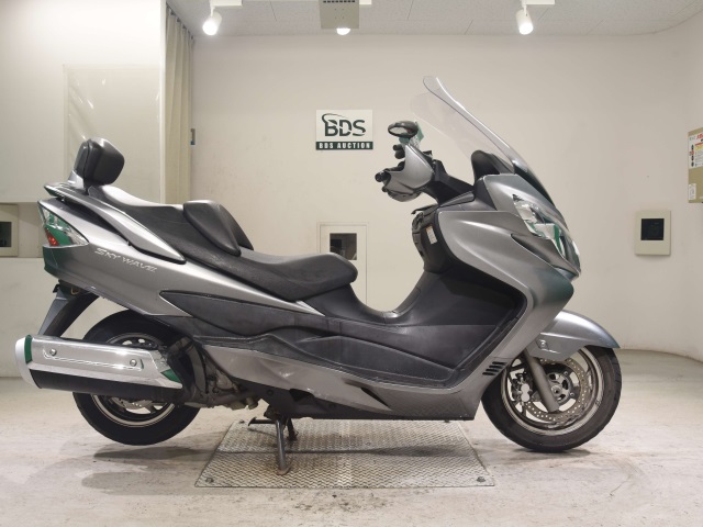 Suzuki SKYWAVE 250S