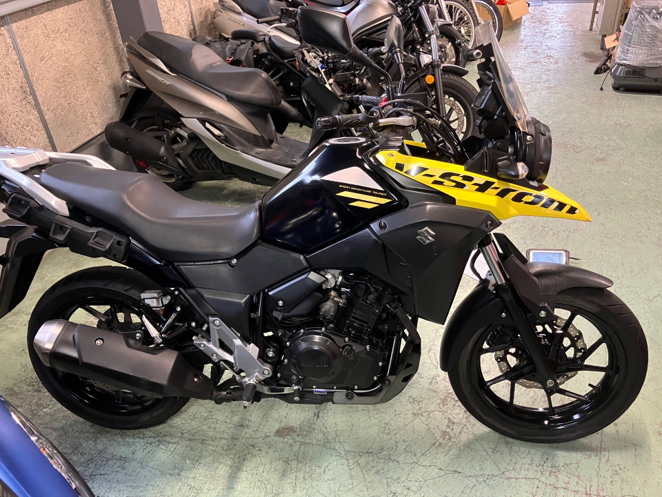 Suzuki V-STROM DL250