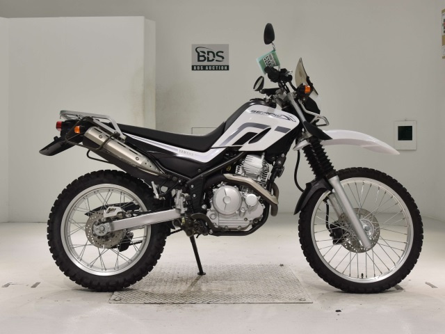 Yamaha SEROW XT250 2005