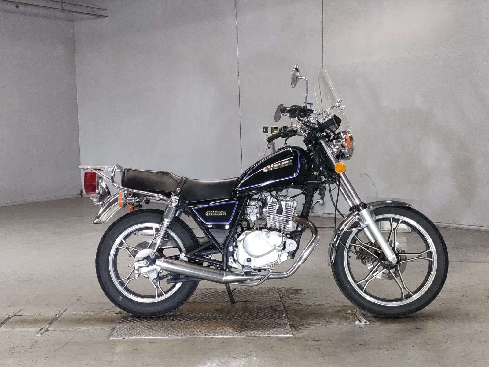 Suzuki GN125H 2021