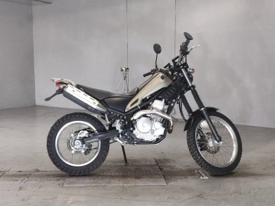 Yamaha TRICKER 2018