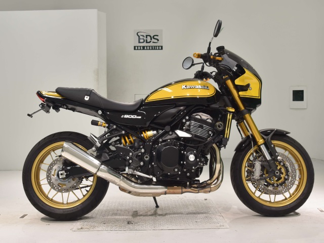 Kawasaki Z900RS SE 2023
