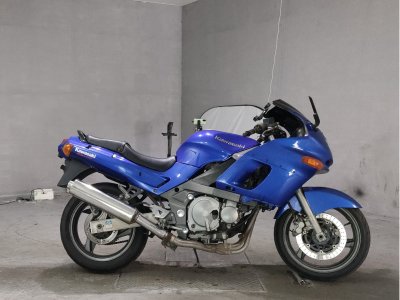 Kawasaki ZZ-R400 2004
