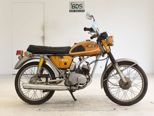 Yamaha HS-1