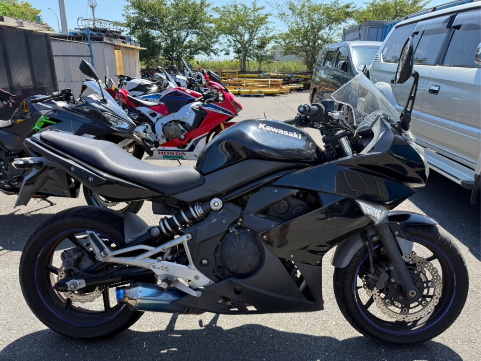 Kawasaki NINJA400R 2011