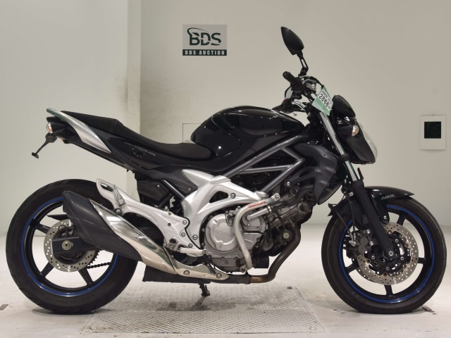 Suzuki GLADIUS SFV400 2009