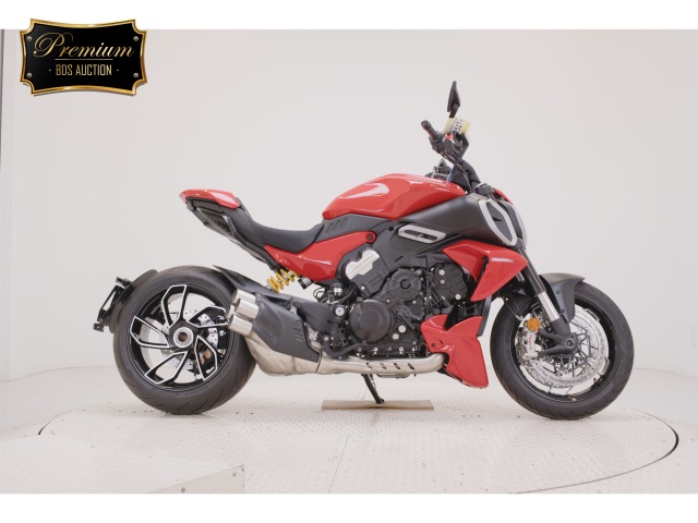 Ducati DIAVEL 2025