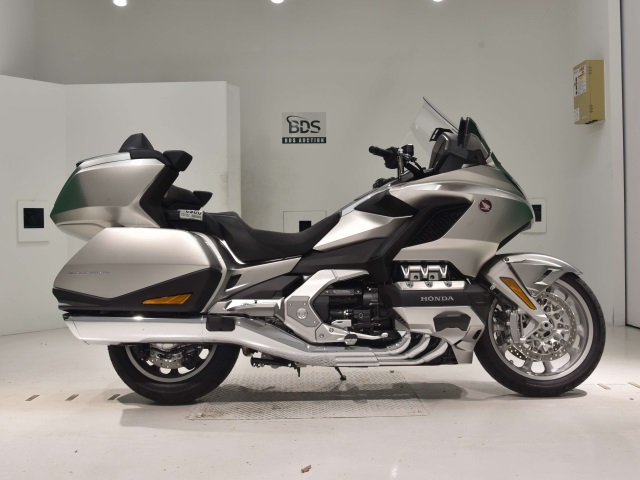 Honda GL1800 TOUR D 2024