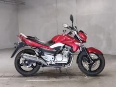 Suzuki GSR250