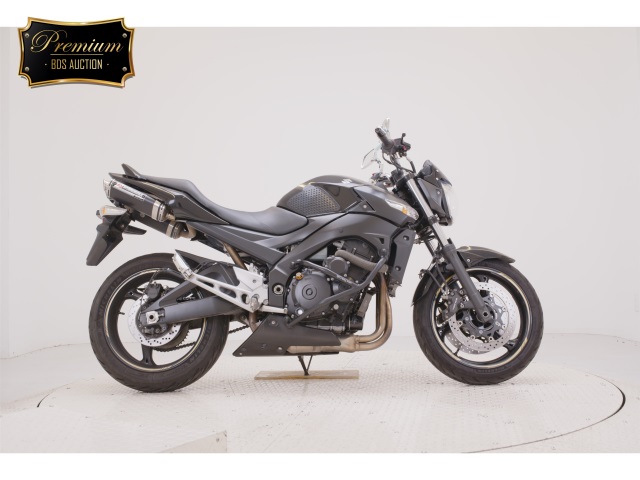 Suzuki GSR400 2015