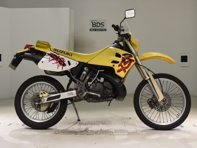 Suzuki RMX250S