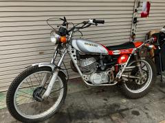 Suzuki RL250