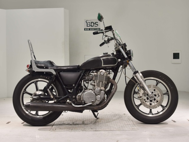 Yamaha SR400 2006