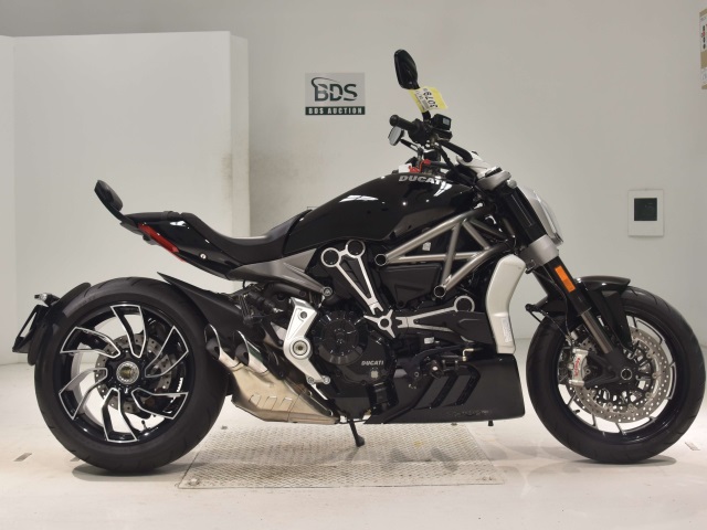 Ducati X DIAVEL S 2017