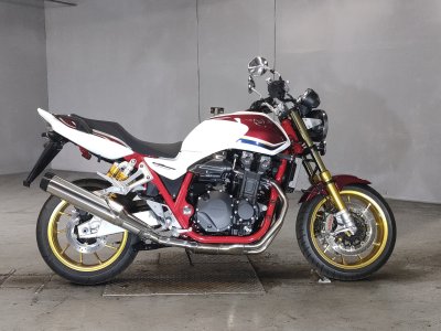Honda CB1300SF 2024