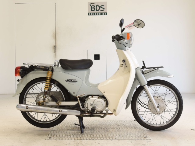 Honda C110 2011