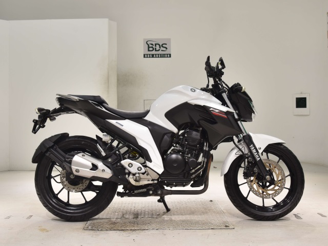 Yamaha FZ25 2017