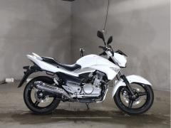 Suzuki GSR250