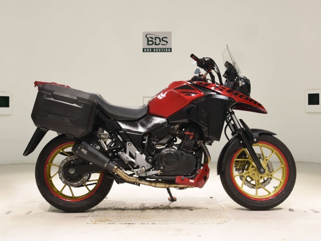 Suzuki V-STROM DL250
