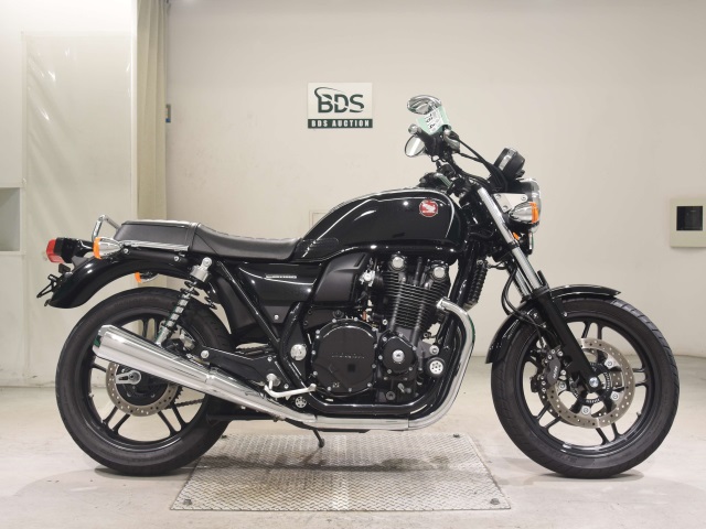 Honda CB1100A 2021