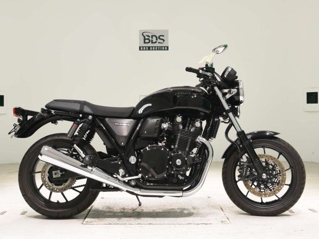 Honda CB1100RS 2021