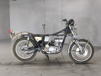 Suzuki GT550