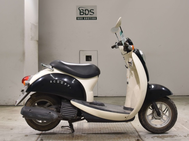 Honda SCOOPY 2002