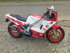 Yamaha TZR250
