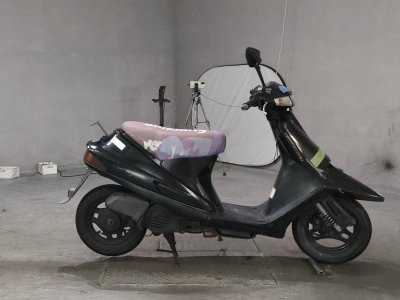 Suzuki ADDRESS V100