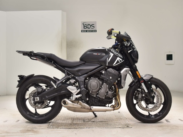 Triumph TRIDENT660 2024
