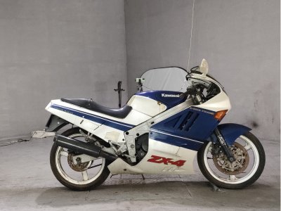 Kawasaki ZX-4 1990