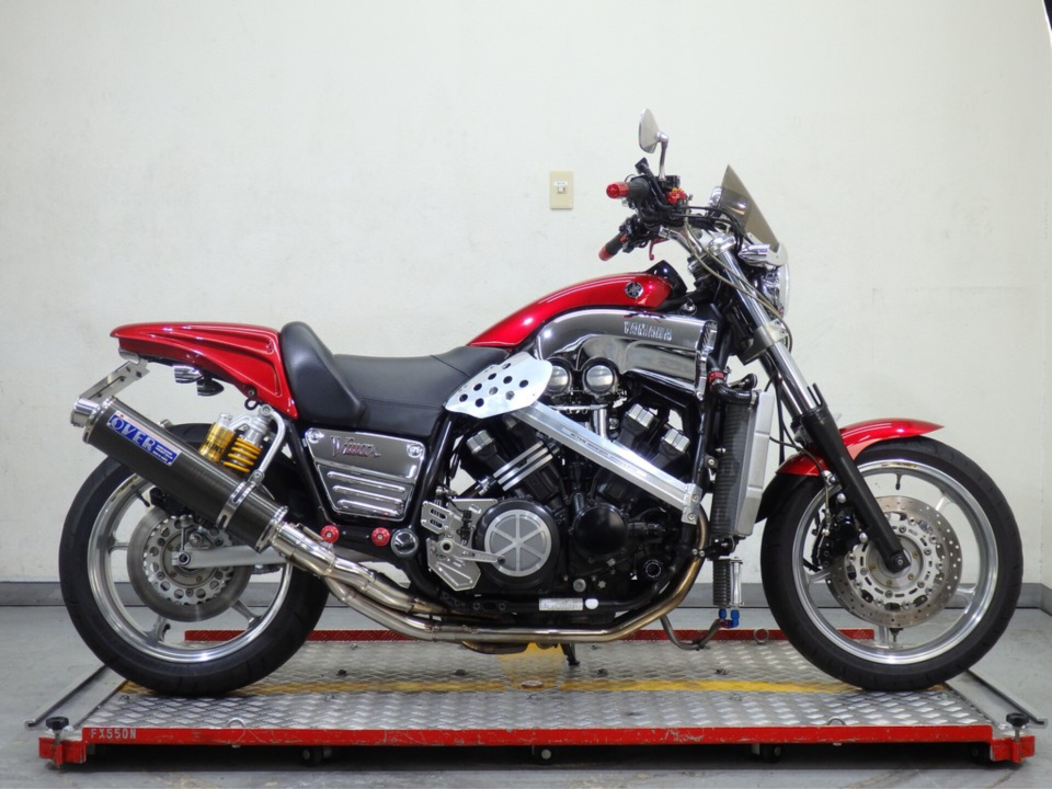 Yamaha V-MAX1200 2004