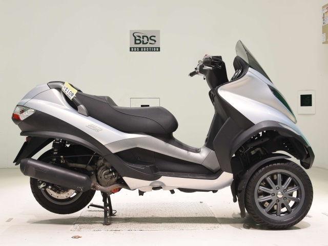 Piaggio MP3
