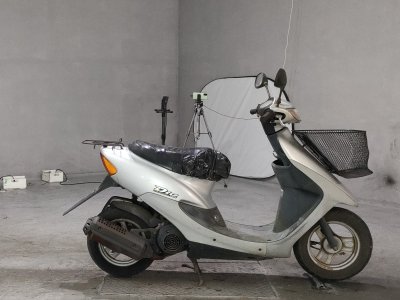 Honda DIO 2000