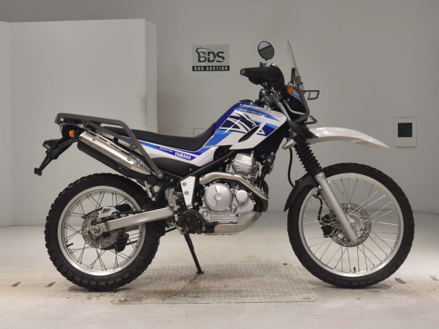 Yamaha SEROW XT250 2018