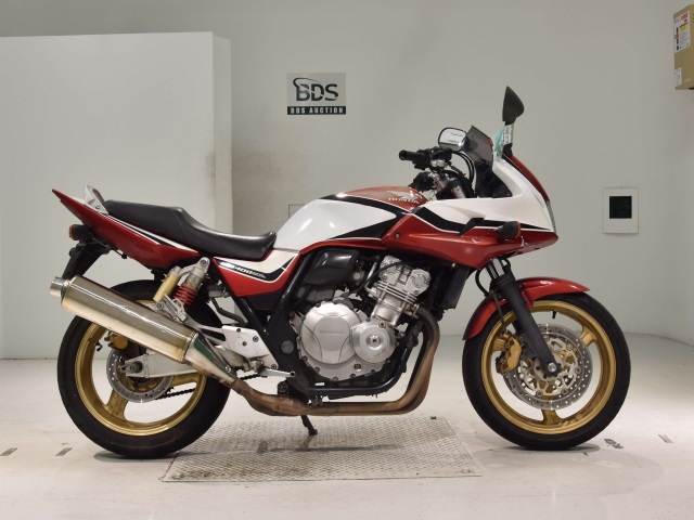 Honda CB400SF BOLDOR 2010