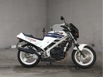 Honda VFR400R 2002