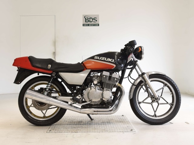 Suzuki GSX400F