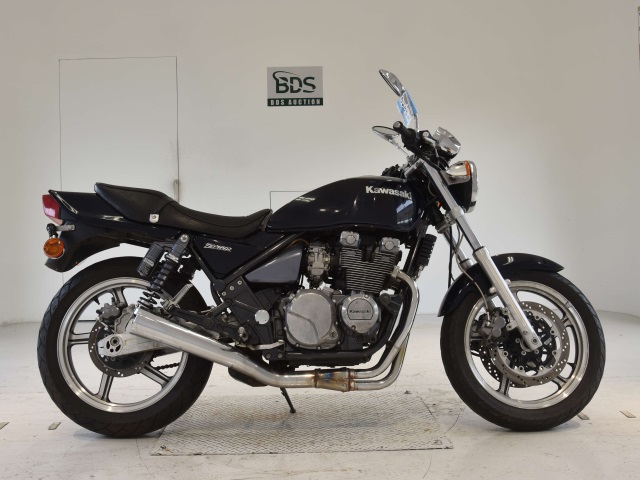 Kawasaki ZEPHYR550 2024