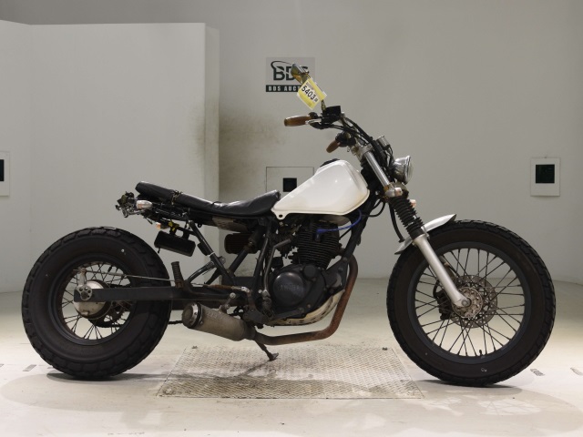 Yamaha TW200E 2000