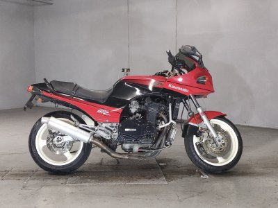 Kawasaki GPZ900R 1991