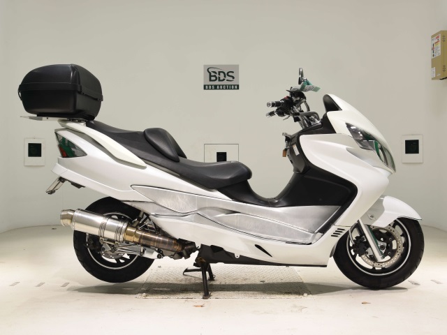 Suzuki SKYWAVE 250S